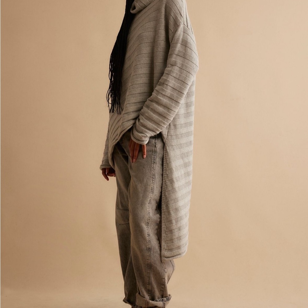 We The Free Light Gray Cowl Neck Sweater - Picture 3 of 6